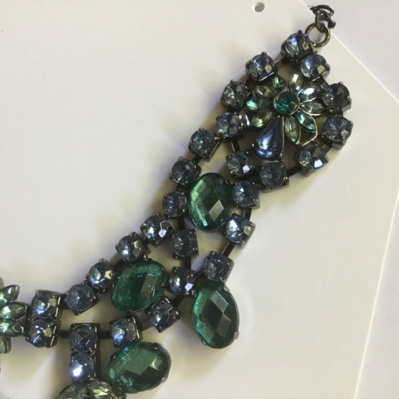 Statement Necklace - Picture 3 of 4